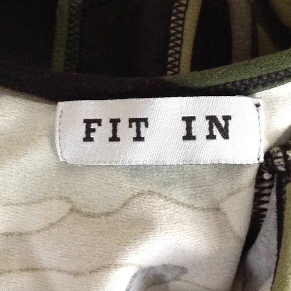 Fit In Brown Camo Sport Bra - Picture 8 of 9